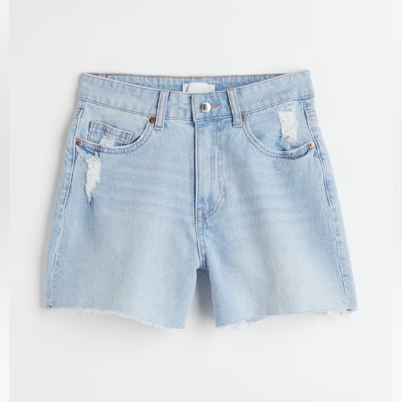 Women’s NWT H&M light blue denim cut off high waisted jean shorts size‎ 8 - Picture 1 of 12